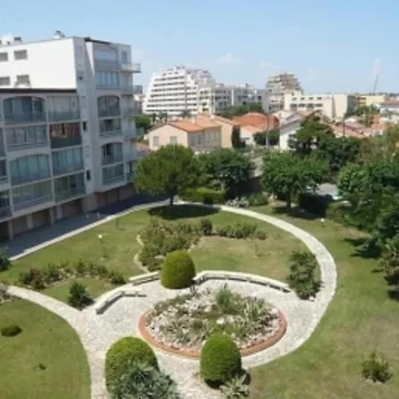 Vue Sur *